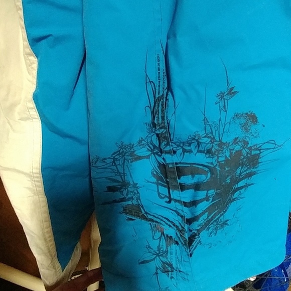 Oakley snowboarding jacket - Picture 7 of 8